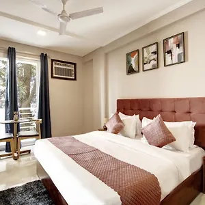 *** Hotel Limewood - Executive Huda Center India